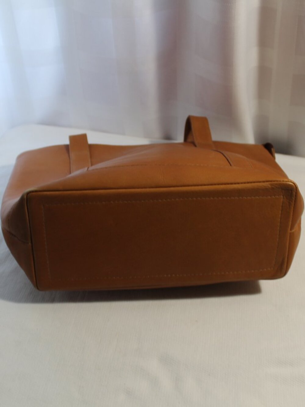 LeDonne Leather Tote Bag - Picture 6 of 11